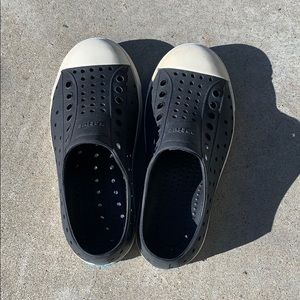 Native slip ons
